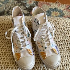 CONVERSE Sneakers - Size Women 12 or Men 10